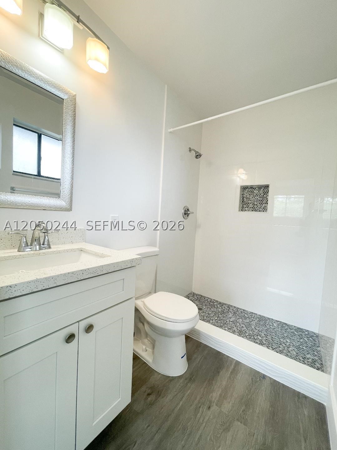 HORIZONS WEST CONDO #4 - Residential Lease