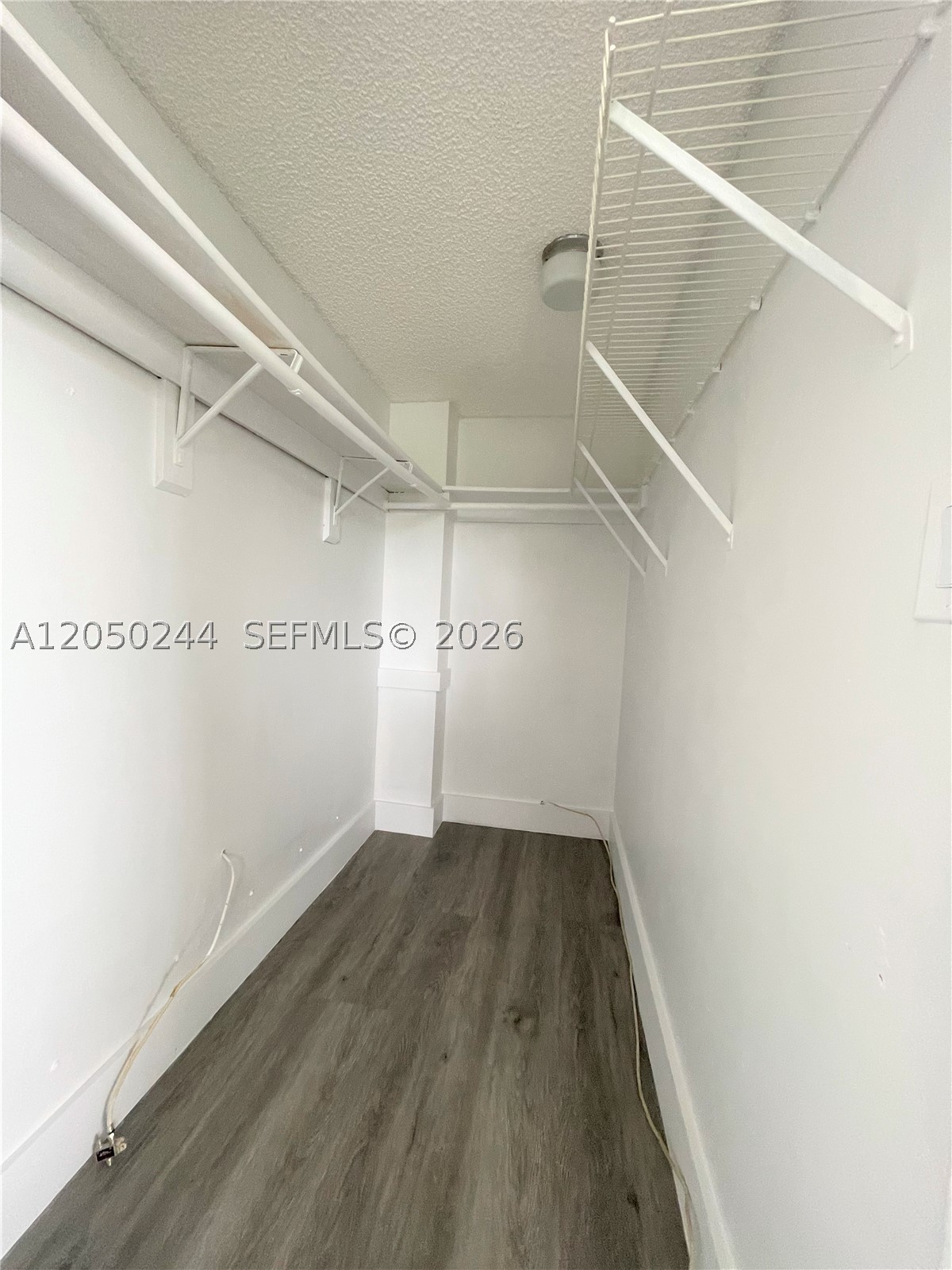 HORIZONS WEST CONDO #4 - Residential Lease