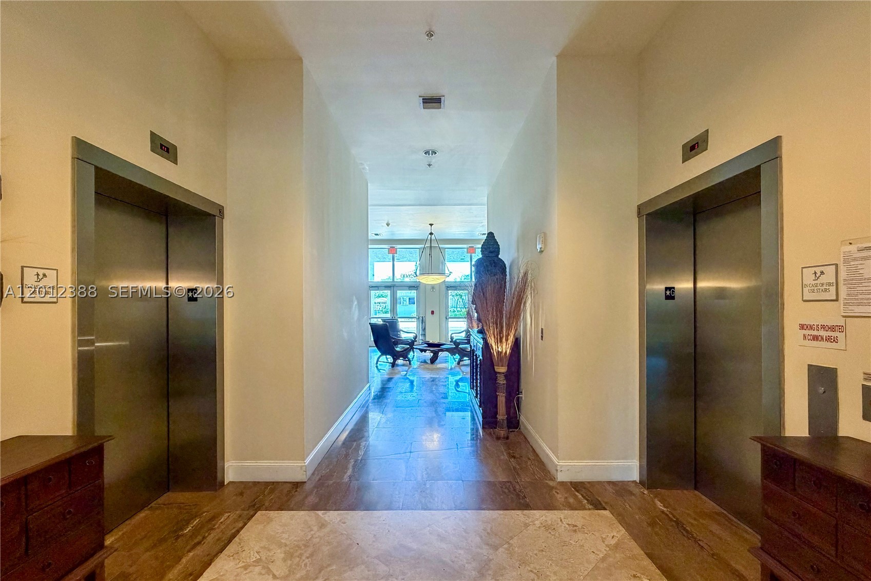 GATEWAY TO THE GROVE COND - Residential