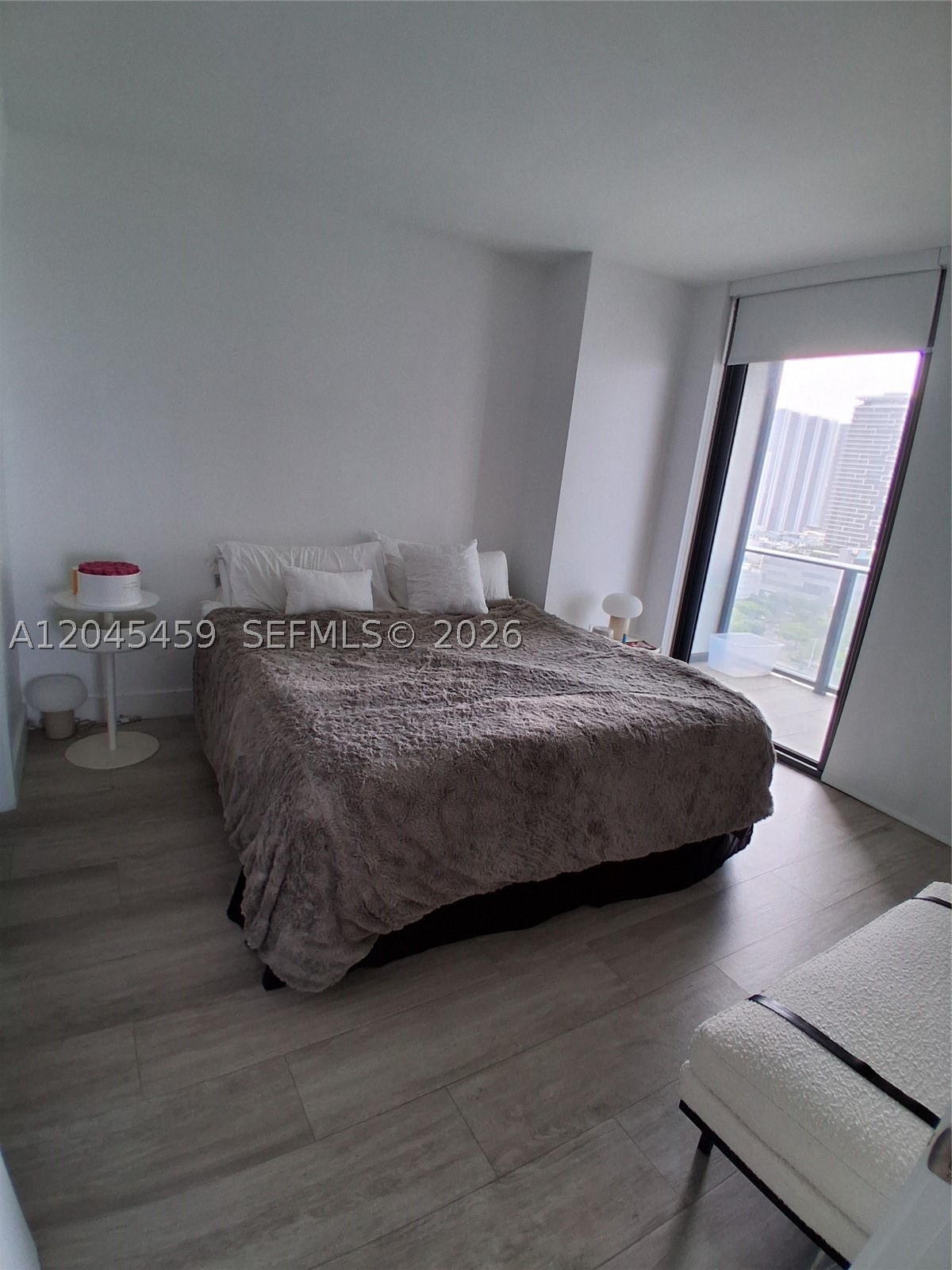 3401 MIDTOWN CONDO - Residential Lease