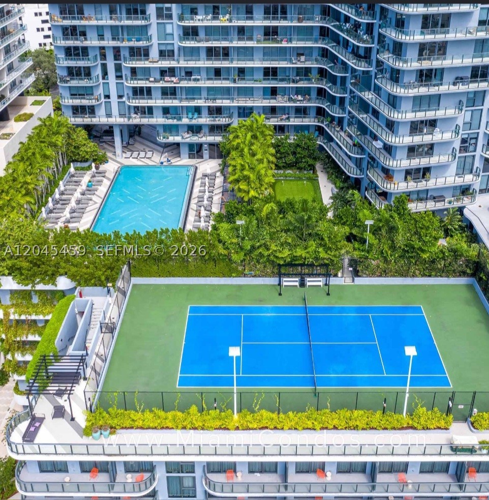 3401 MIDTOWN CONDO - Residential Lease