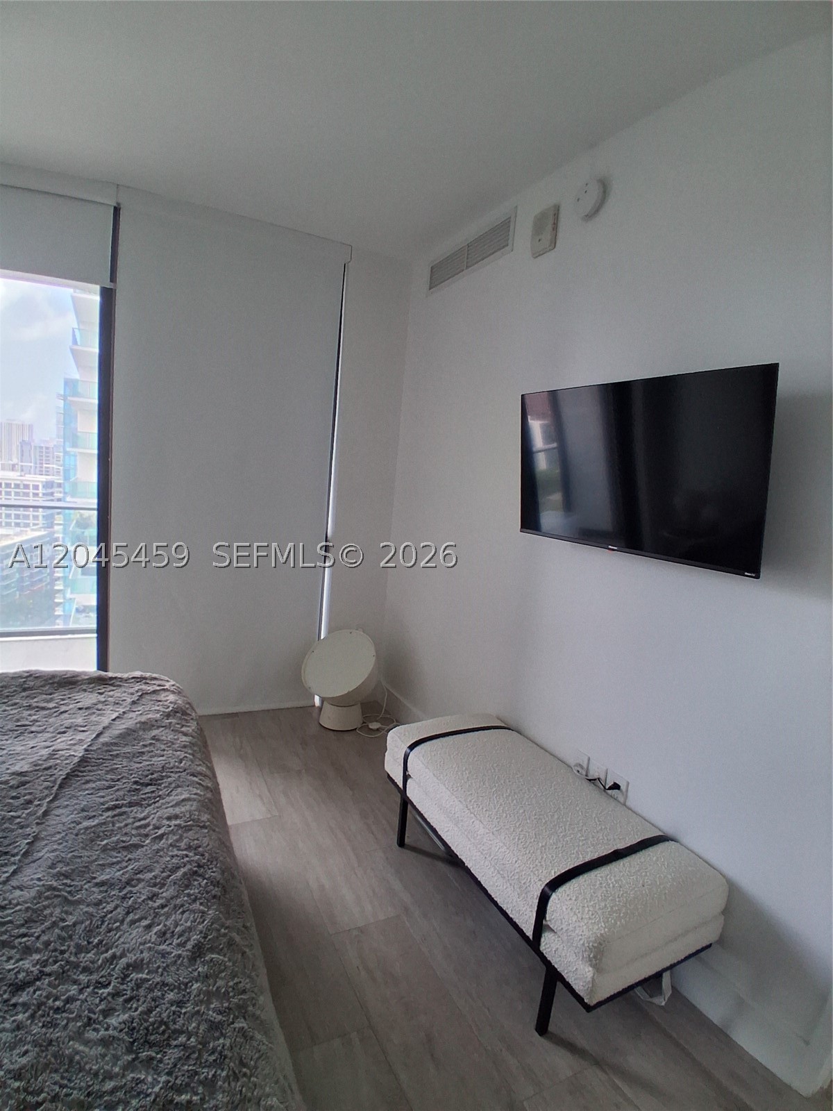 3401 MIDTOWN CONDO - Residential Lease
