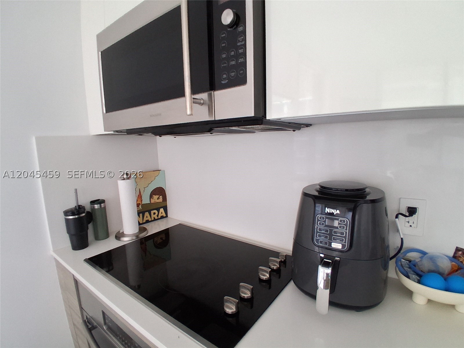3401 MIDTOWN CONDO - Residential Lease
