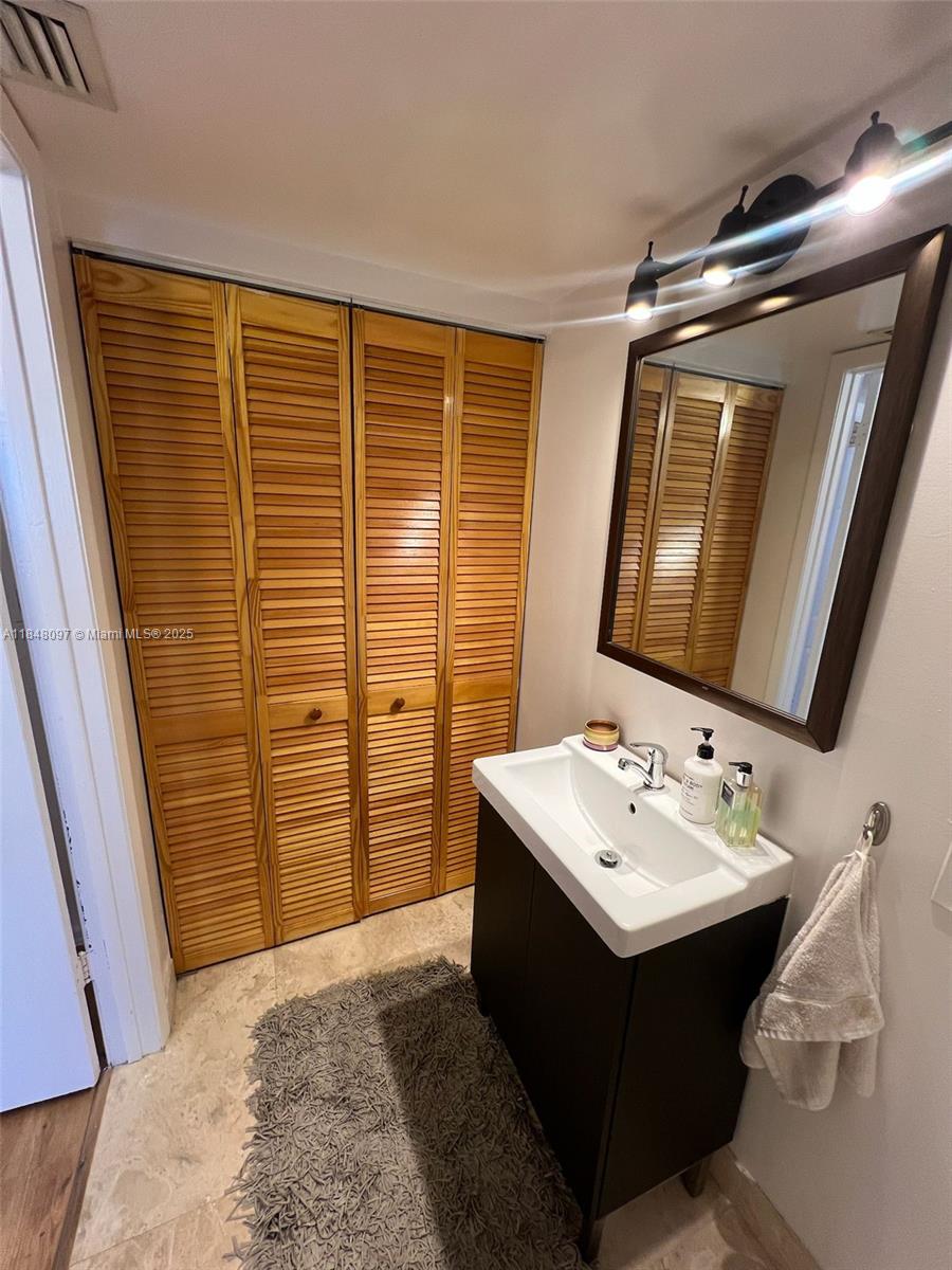 BRICKELL KEY II CONDO - Residential