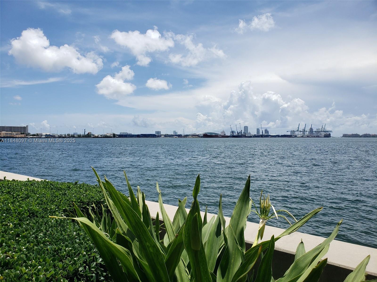 BRICKELL KEY II CONDO - Residential