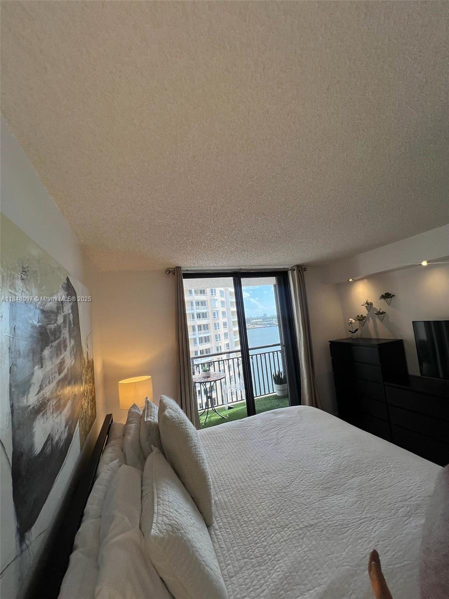 BRICKELL KEY II CONDO - Residential