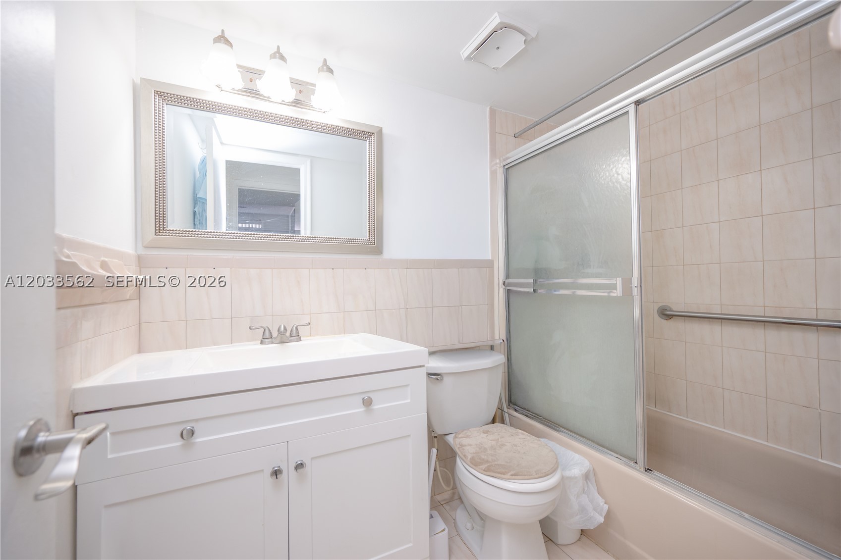 WESTLAND PLAZA CONDO - Residential