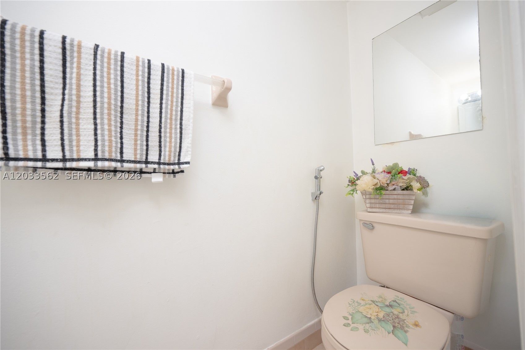WESTLAND PLAZA CONDO - Residential