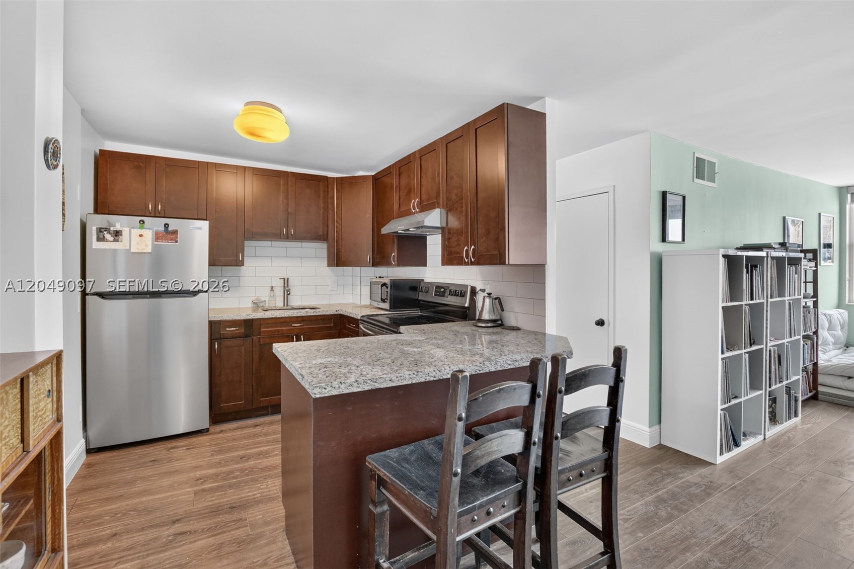 CHELSEA BAYVIEW CONDO - Residential