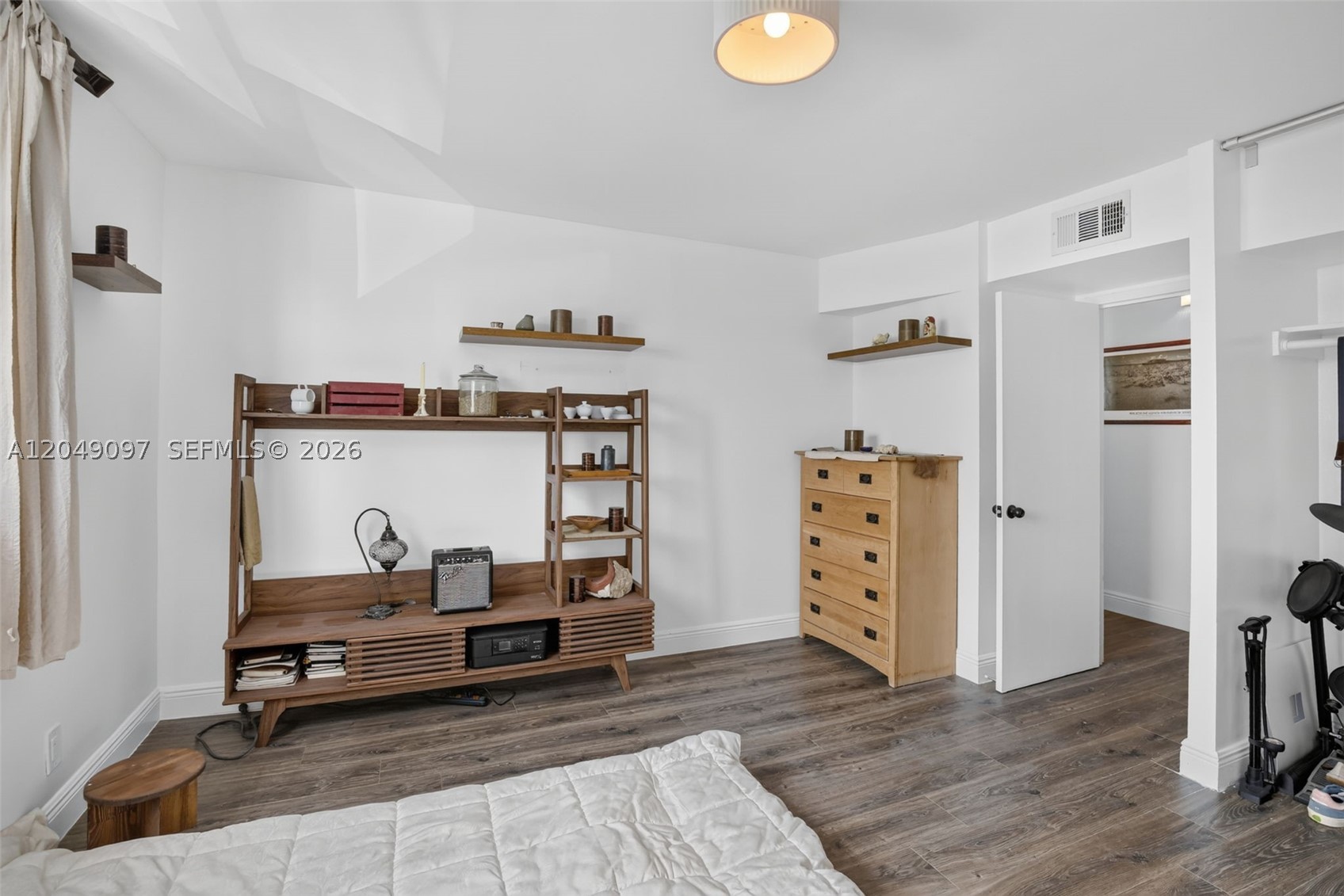 CHELSEA BAYVIEW CONDO - Residential
