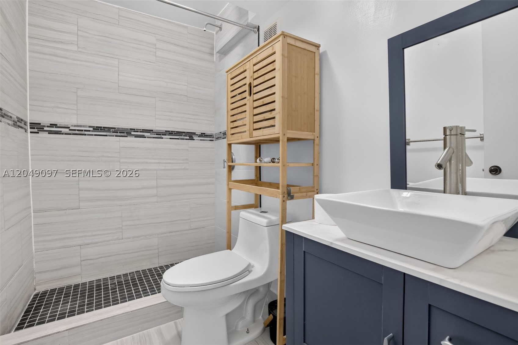 CHELSEA BAYVIEW CONDO - Residential