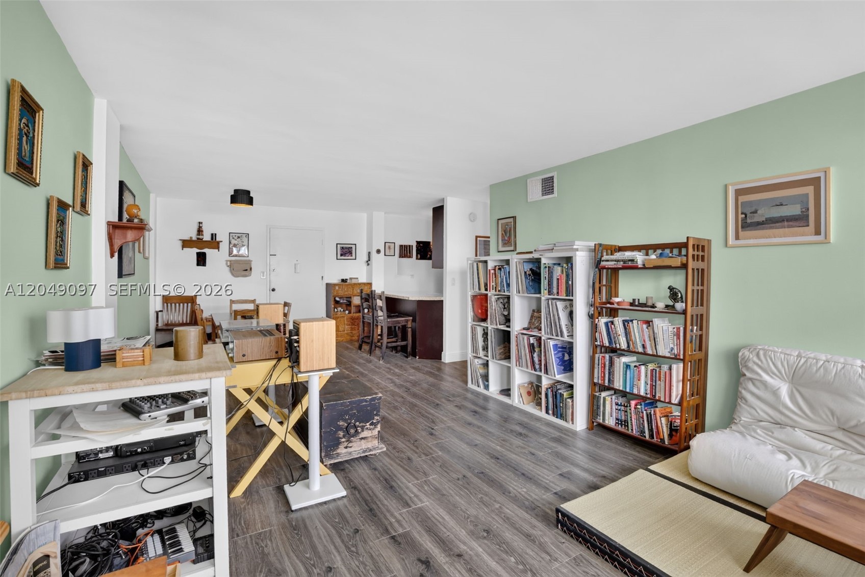 CHELSEA BAYVIEW CONDO - Residential