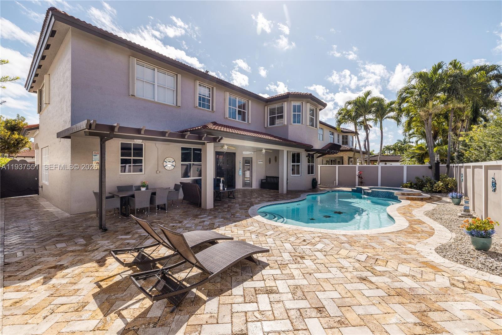 CAMINO REAL ESTATES - Residential