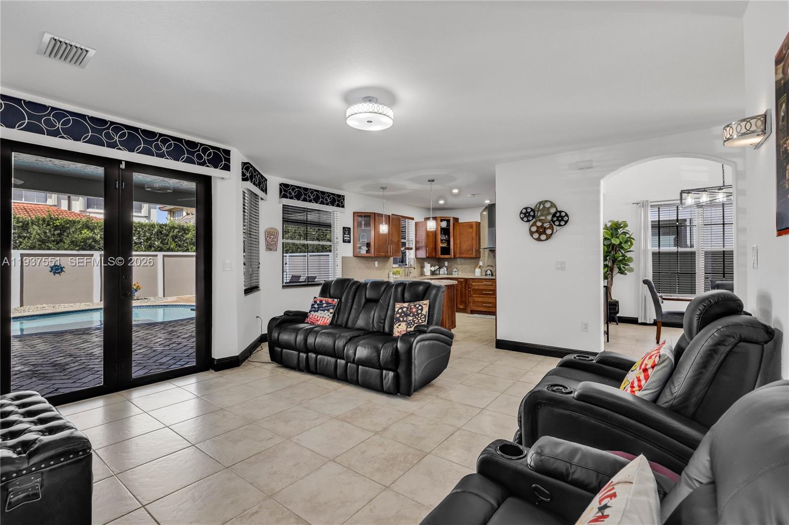 CAMINO REAL ESTATES - Residential