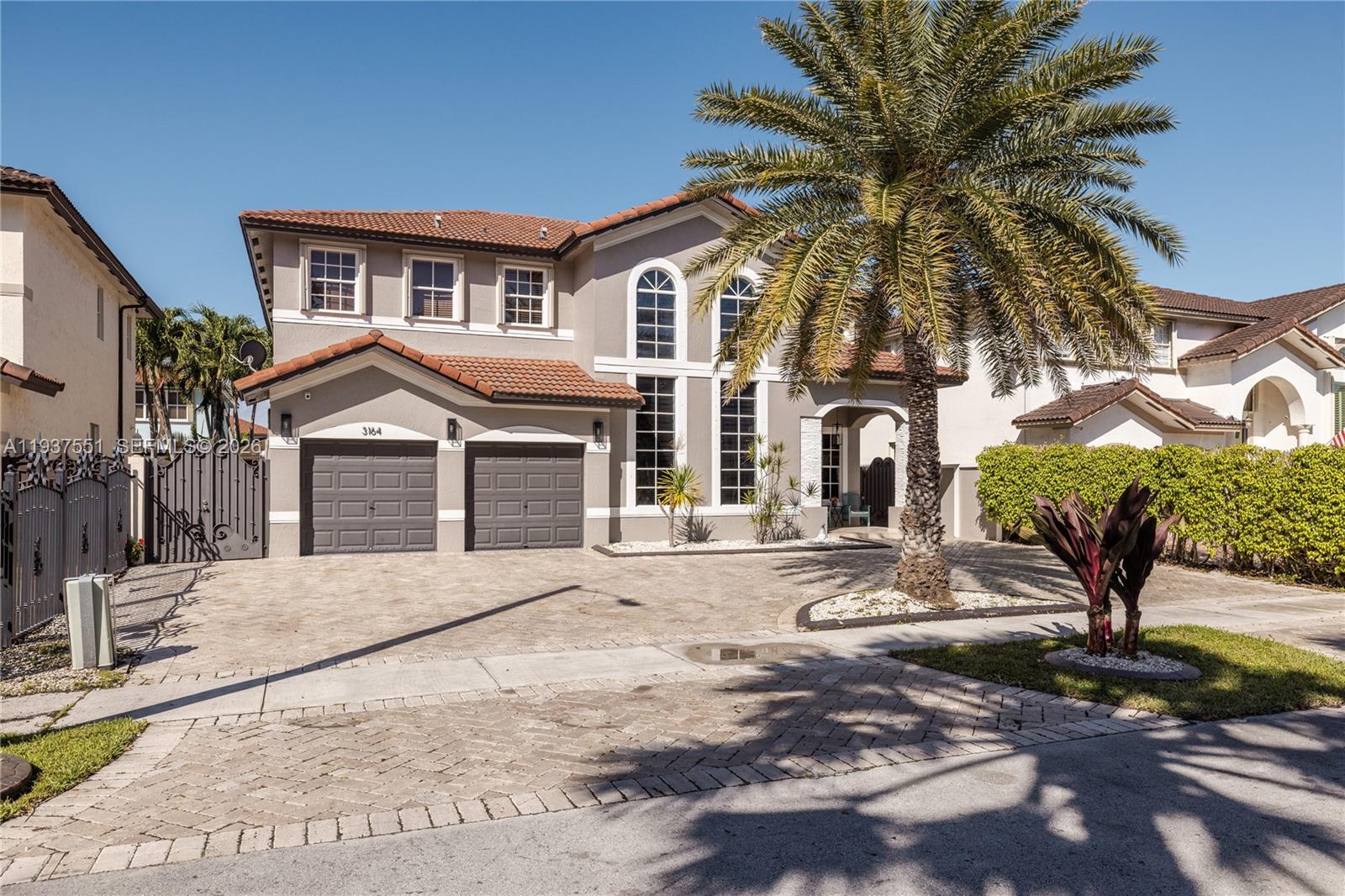 CAMINO REAL ESTATES - Residential