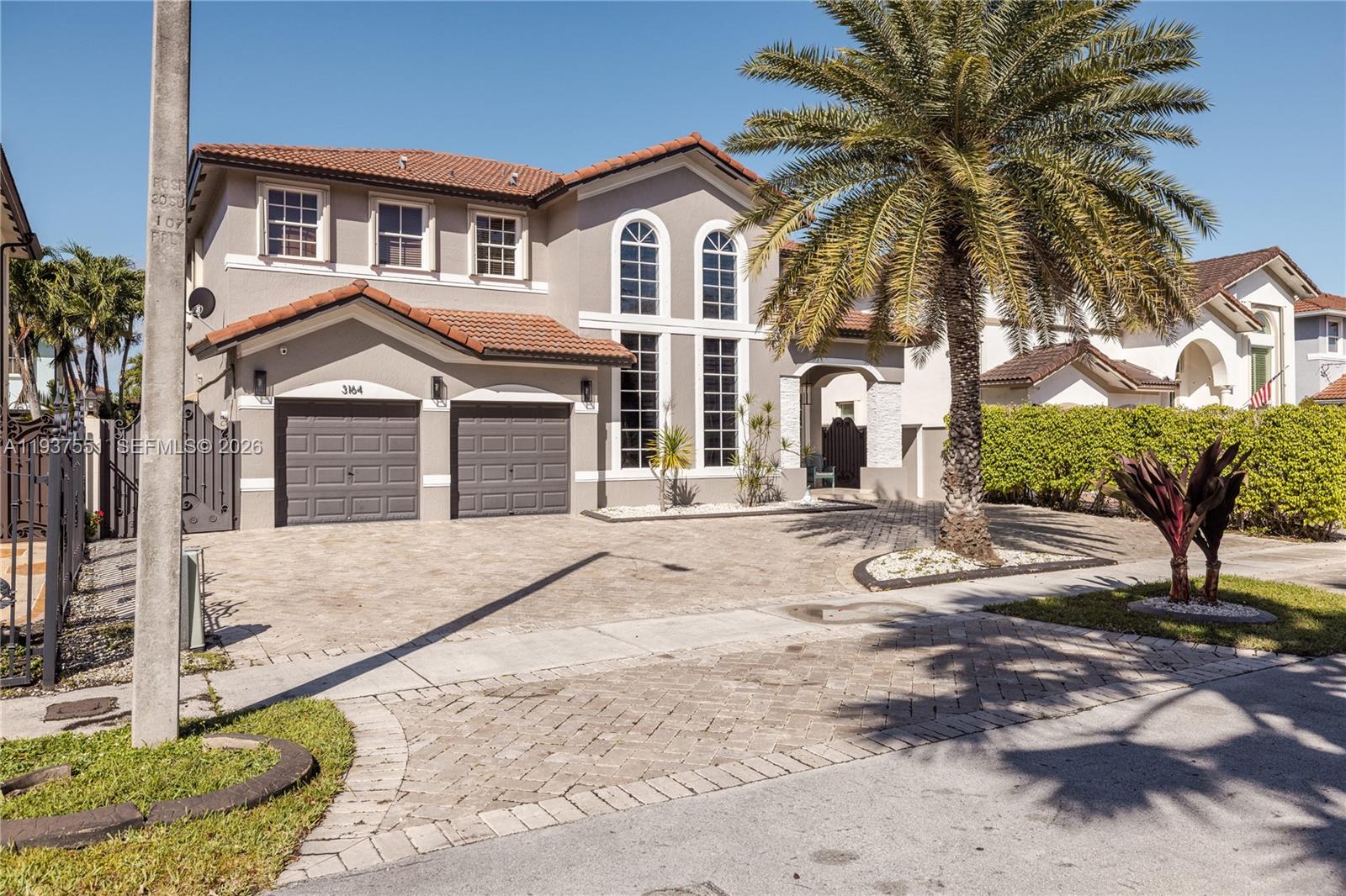 CAMINO REAL ESTATES - Residential