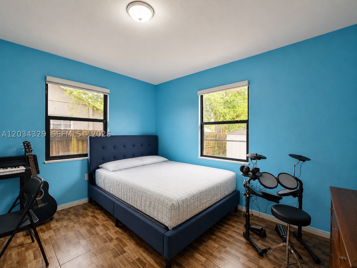 22ND AVE MANOR - Residential