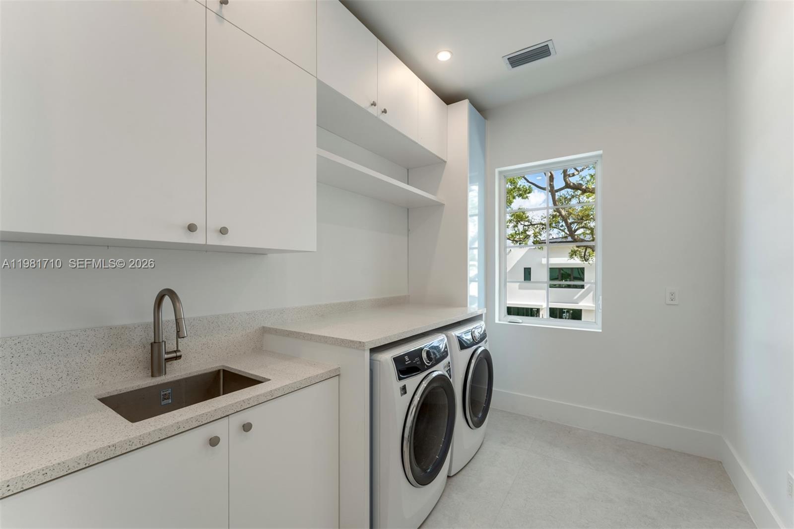 FARMERS ACRES - Residential