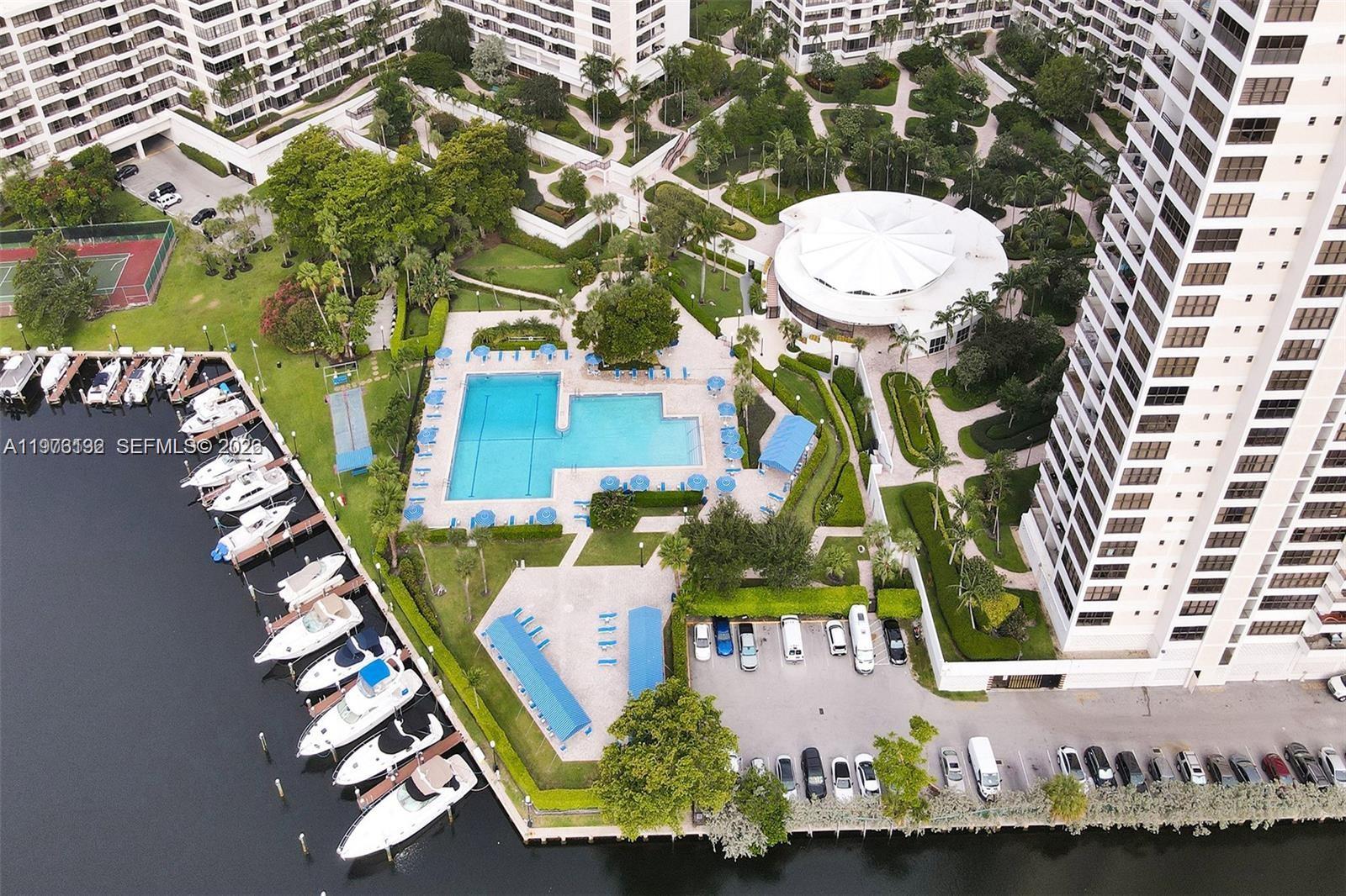 OLYMPUS CONDO PHASE - Residential