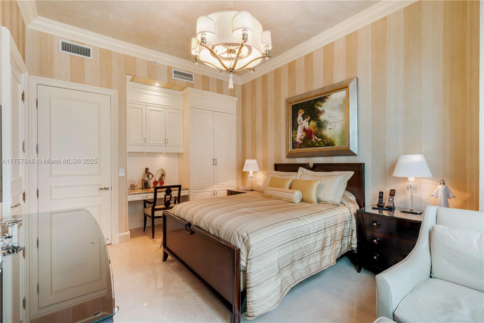TURNBERRY OCEAN COLONY SO - Residential