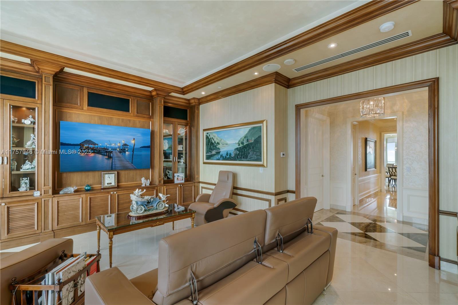 TURNBERRY OCEAN COLONY SO - Residential