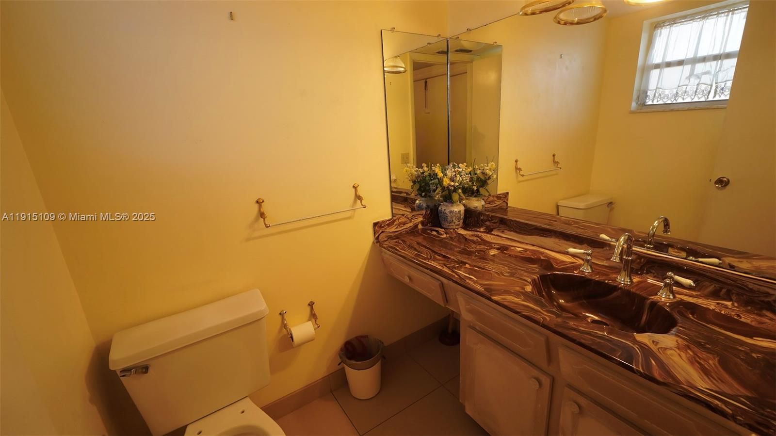 TOPAZ SOUTH CONDO - Residential