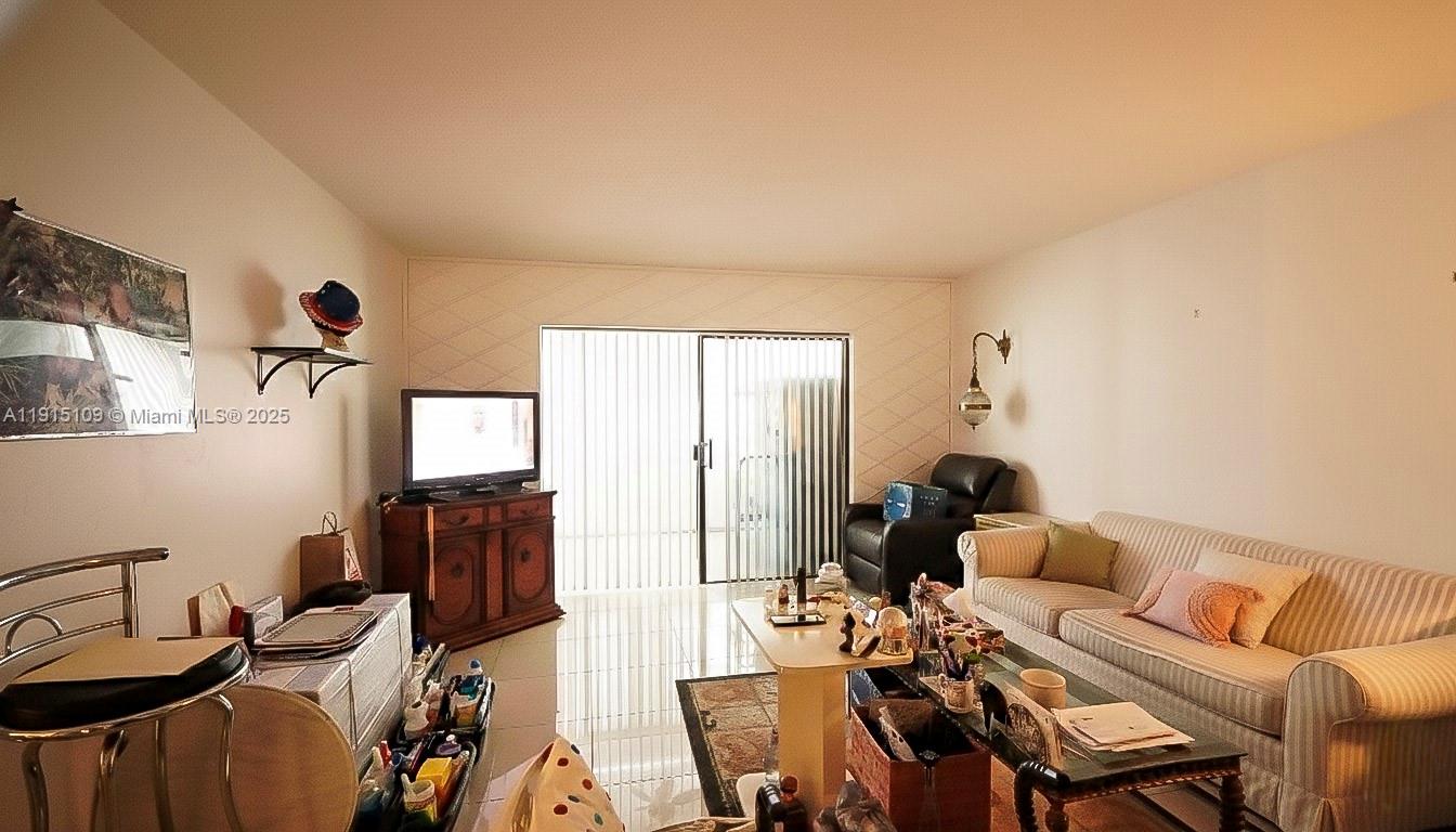 TOPAZ SOUTH CONDO - Residential