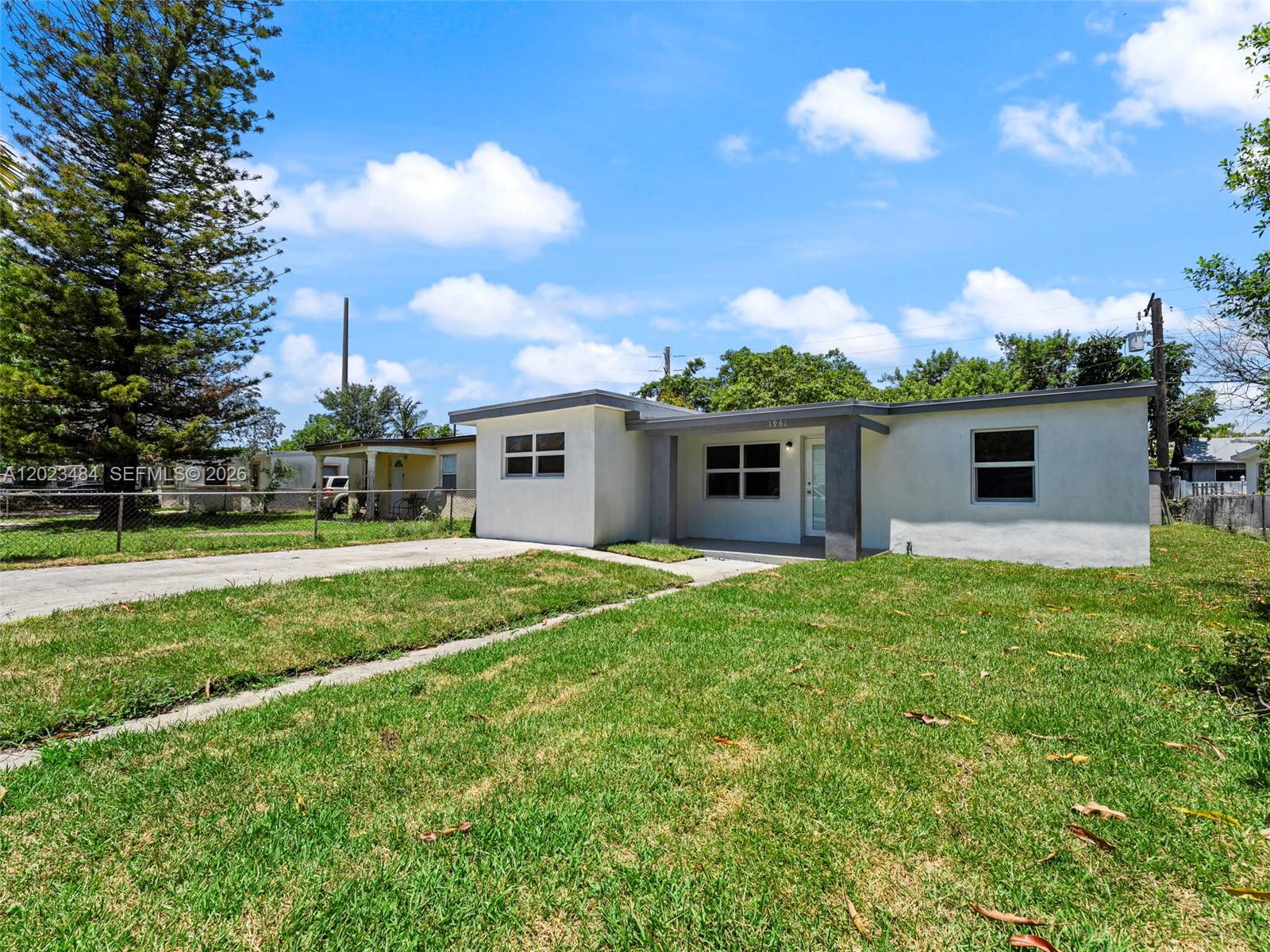 MAGNOLIA GARDENS CONSOLID - Residential