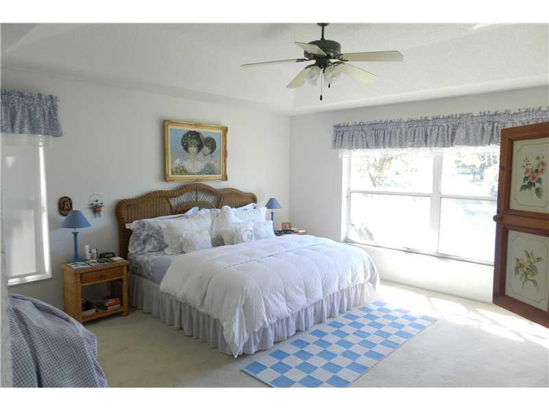 PALM AIRE OAKS COURSE EST - Residential Lease
