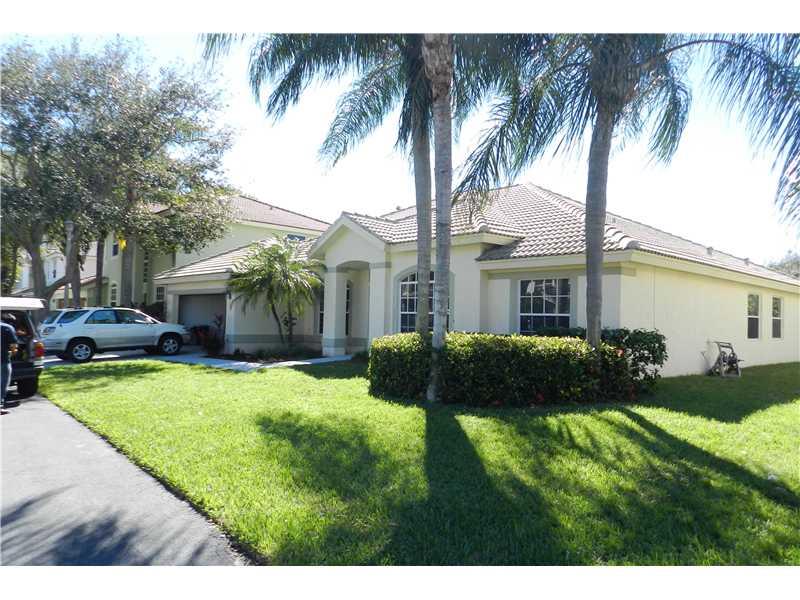 PALM AIRE OAKS COURSE EST - Residential Lease
