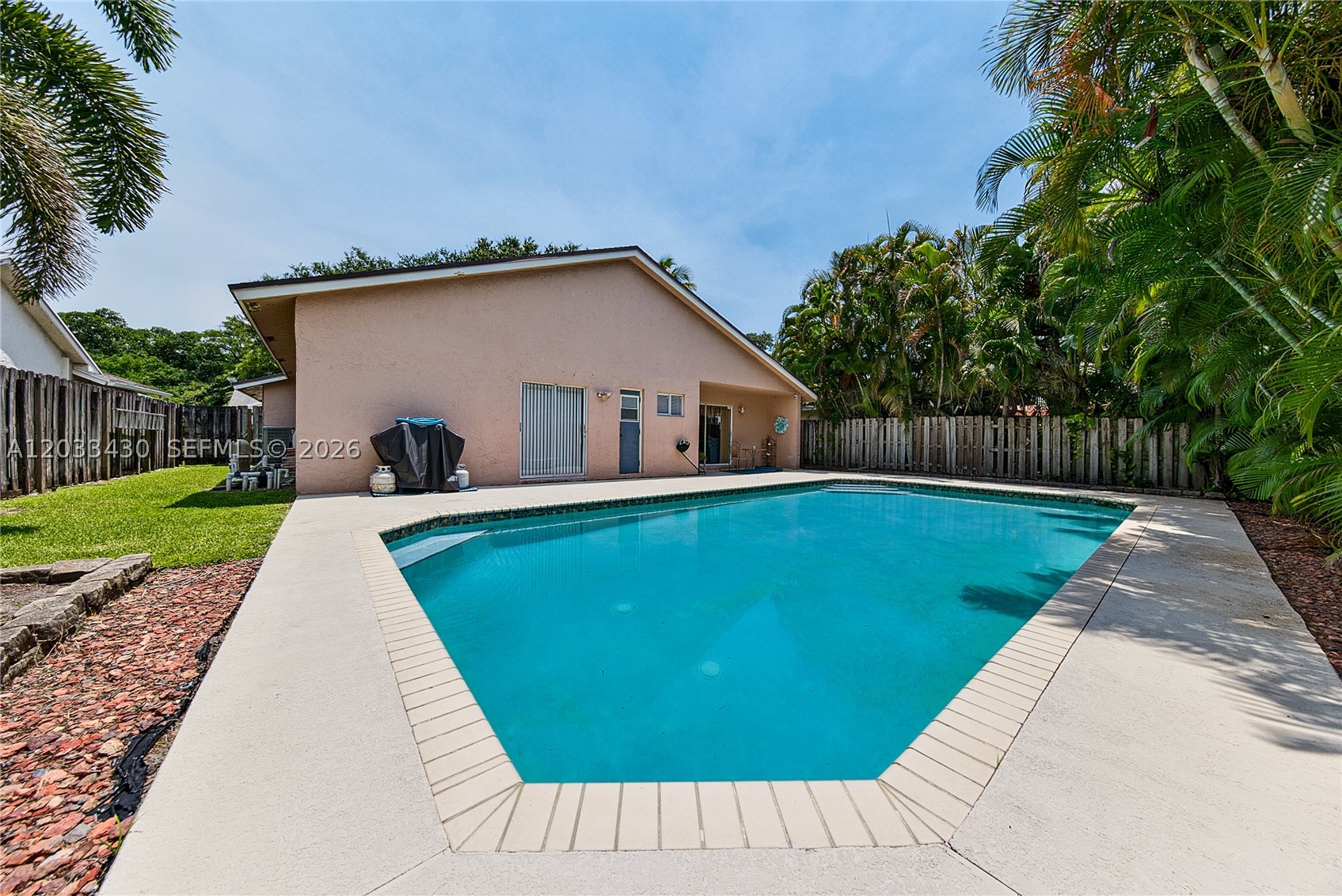 PARKWOOD V - Residential
