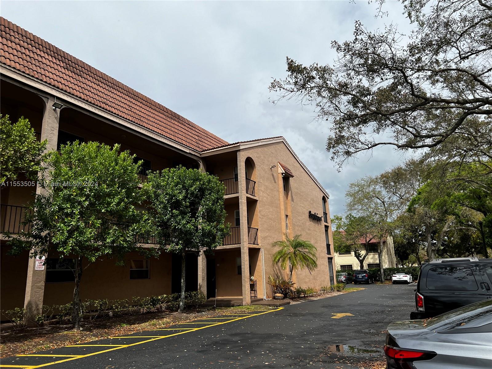 SANDPIPER CONDO - Residential