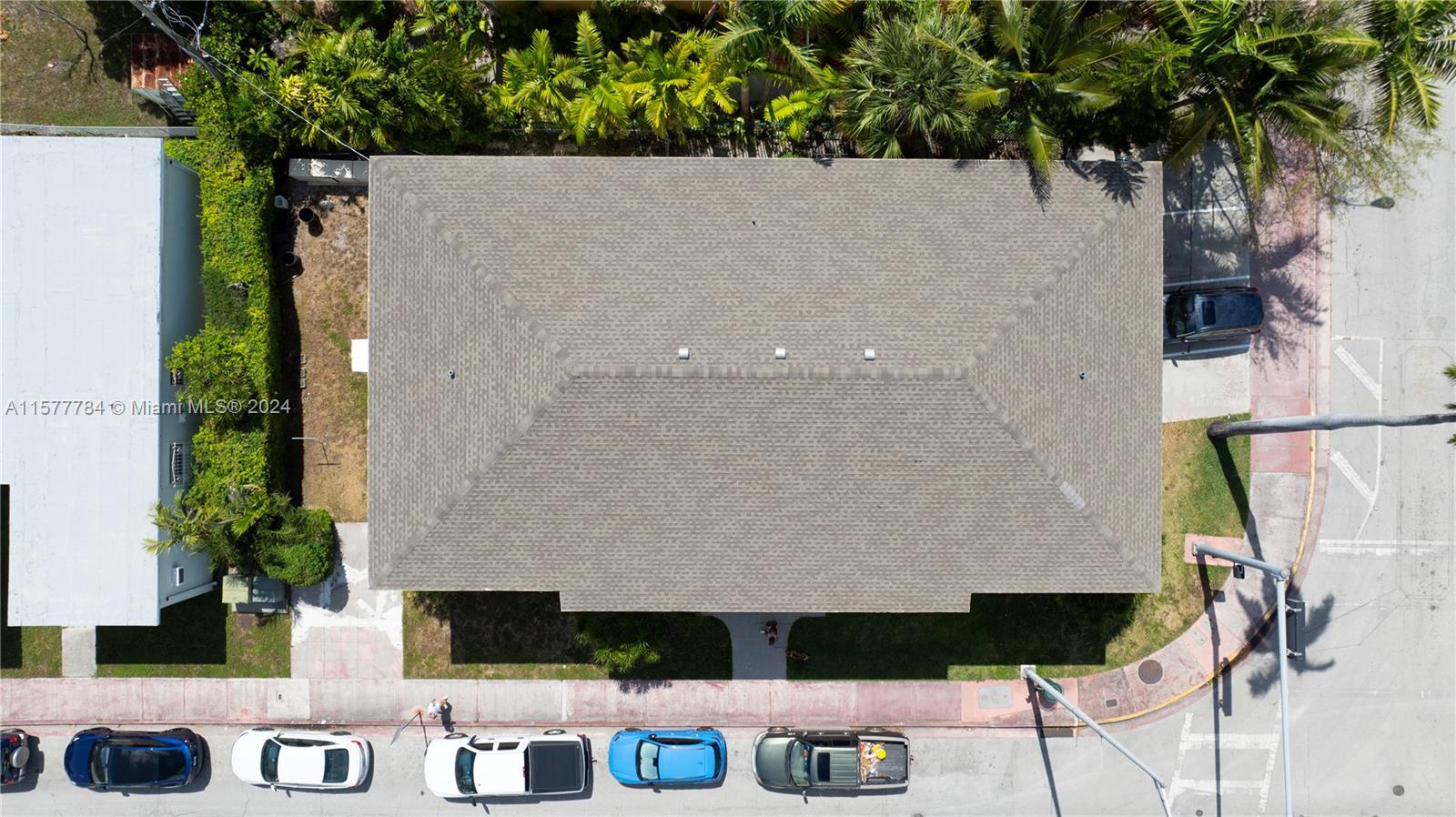 ALTON BEACH BAY FRONT RE- - Residential