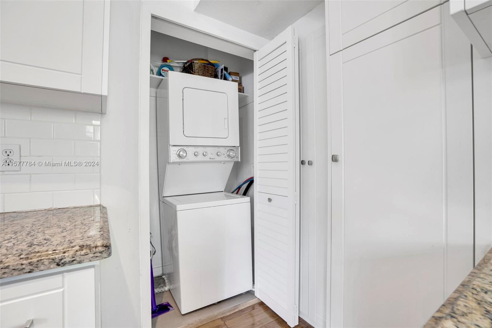 ALTON BEACH BAY FRONT RE- - Residential