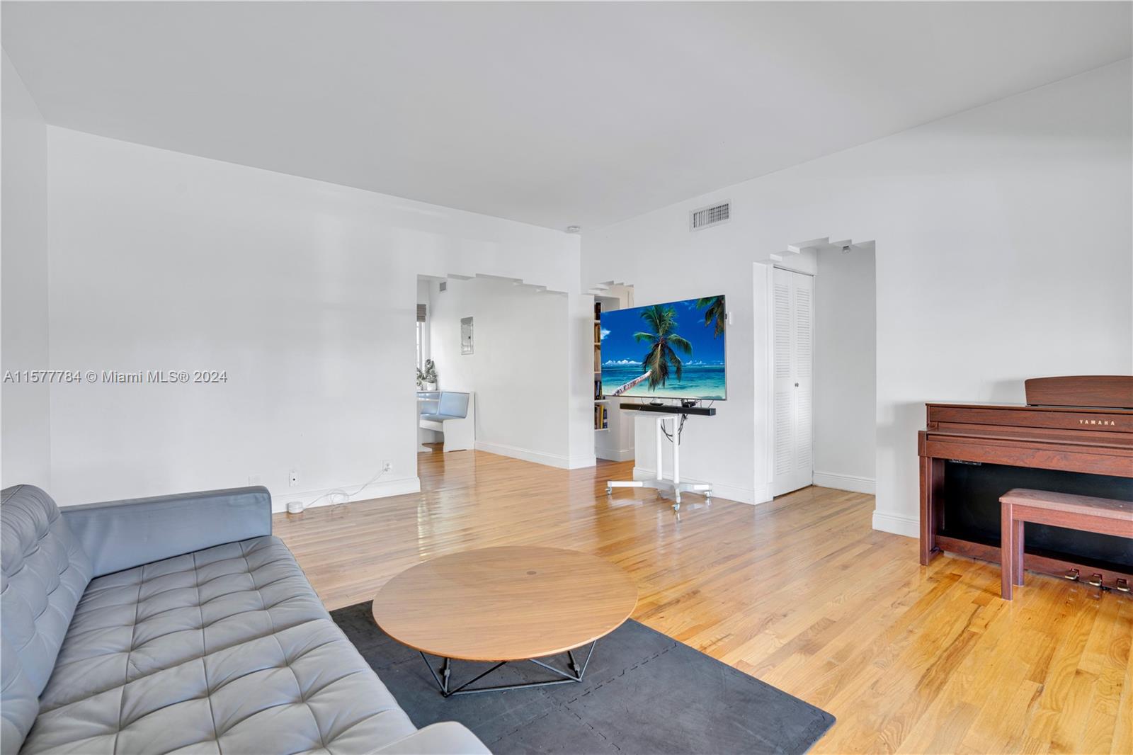 ALTON BEACH BAY FRONT RE- - Residential