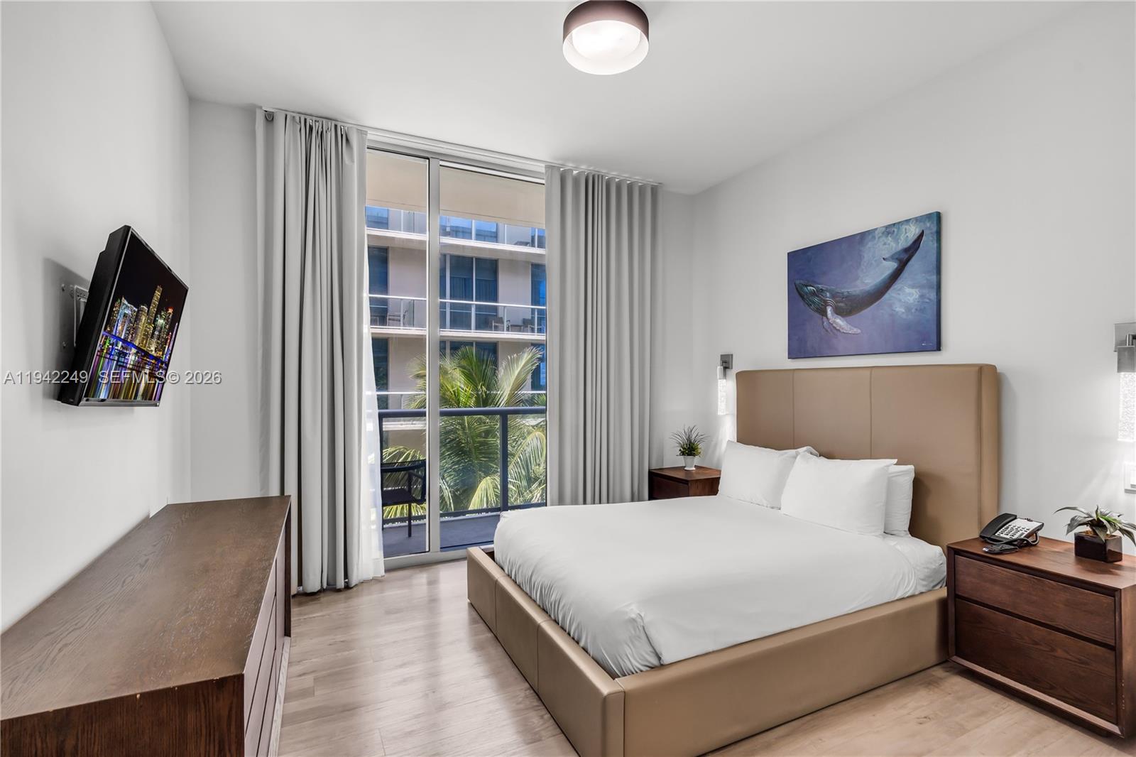 COSTA HOLLYWOOD CONDO - Residential