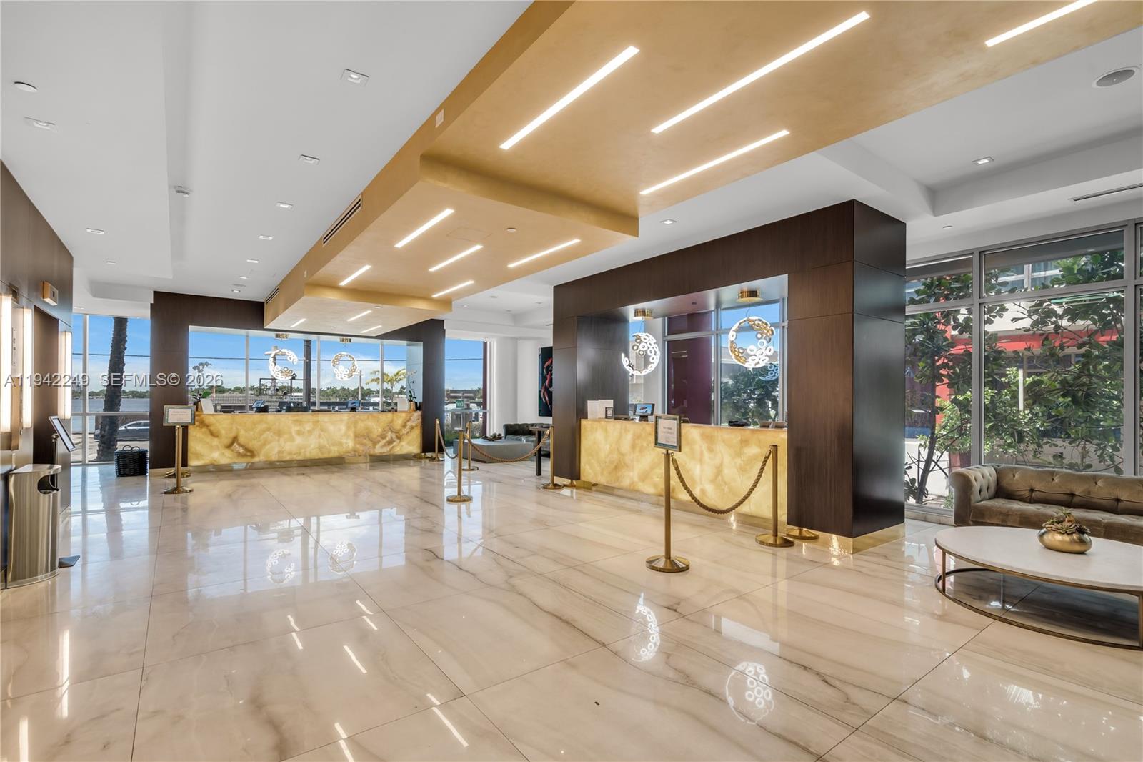 COSTA HOLLYWOOD CONDO - Residential