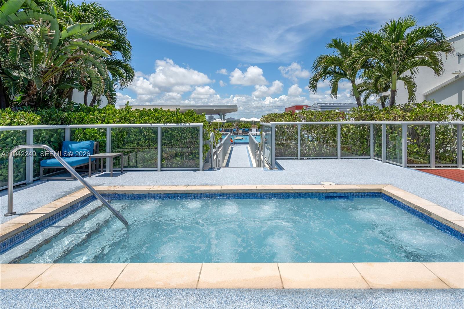COSTA HOLLYWOOD CONDO - Residential