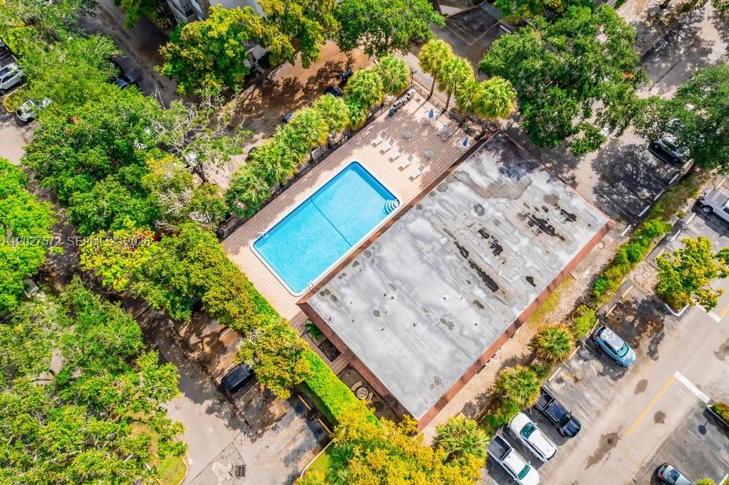PLANTATION PLACE CONDO - Residential