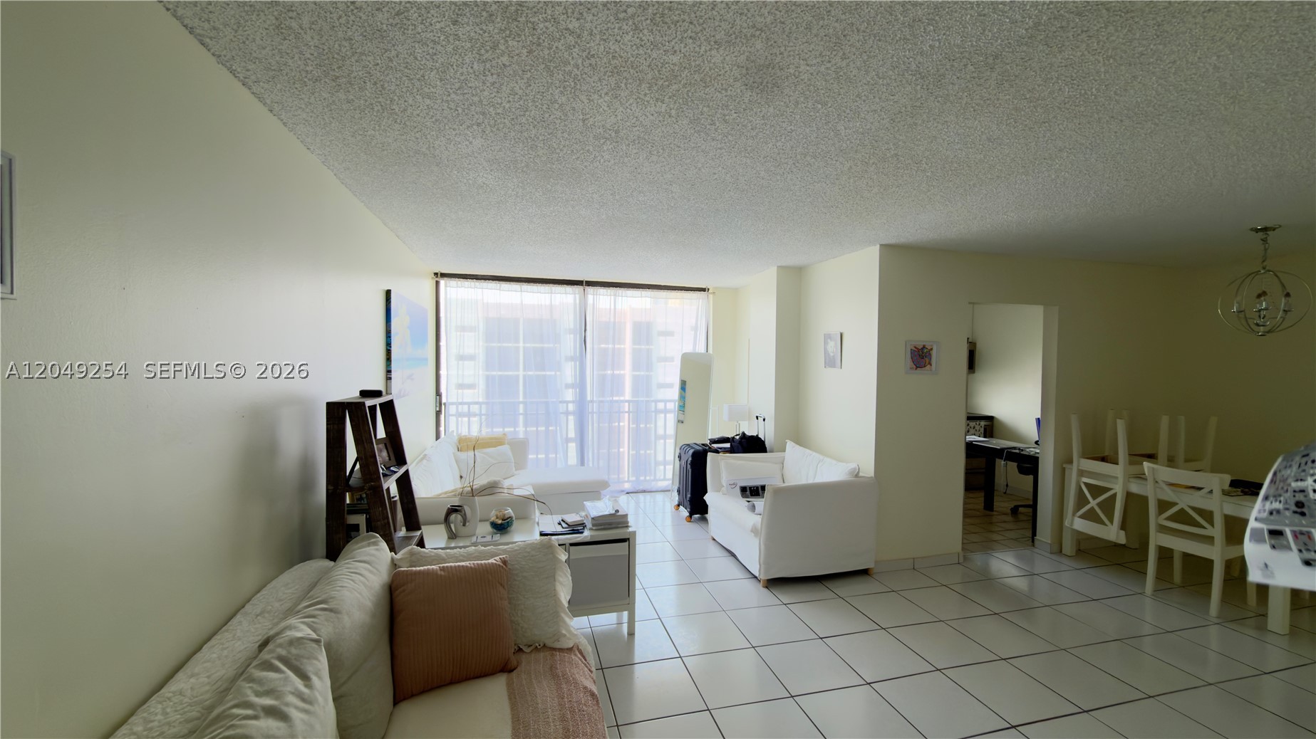 PLAZA OF AMERICAS CONDO P - Residential Lease