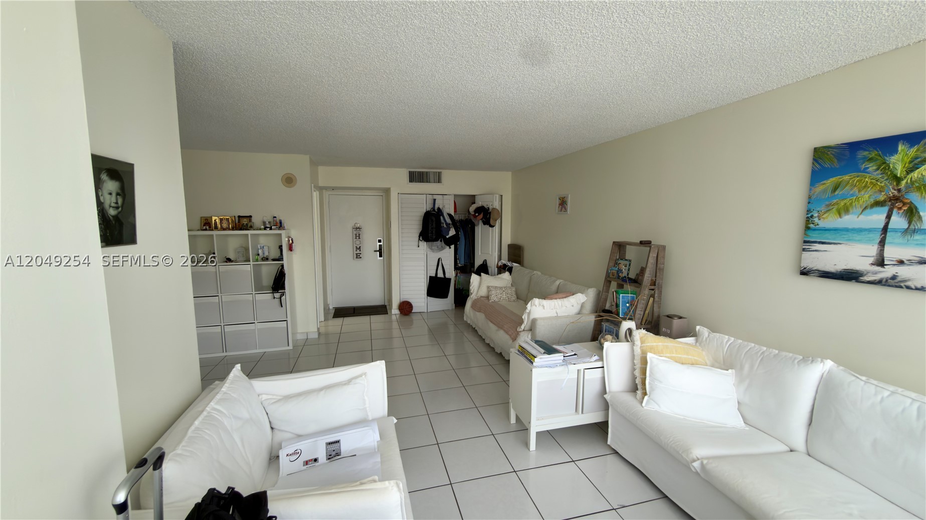 PLAZA OF AMERICAS CONDO P - Residential Lease