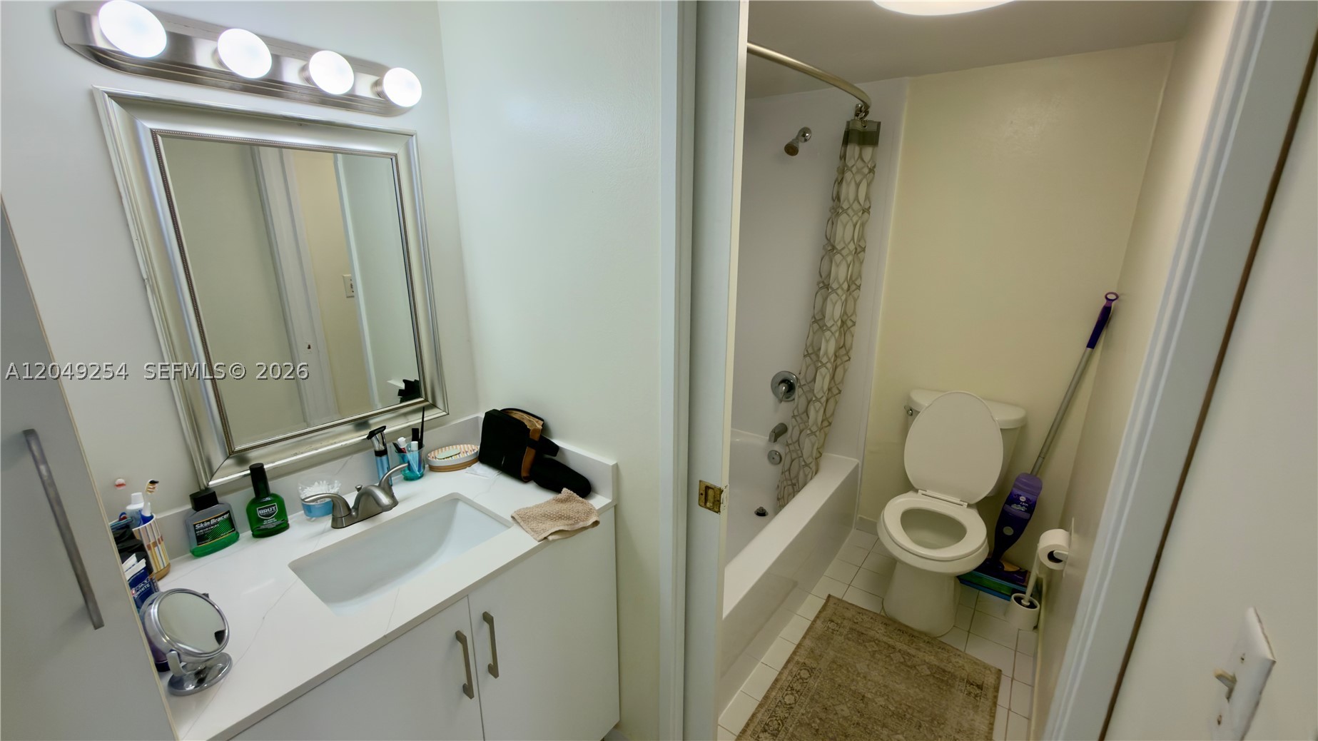 PLAZA OF AMERICAS CONDO P - Residential Lease
