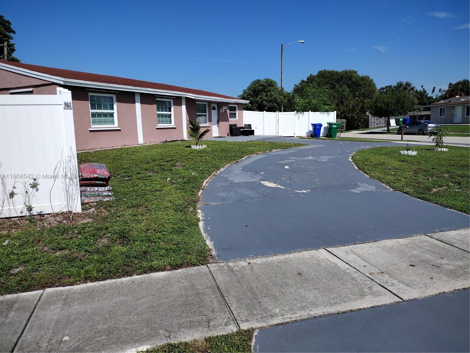 BROADVIEW PARK SEC 2 AMEN - Residential