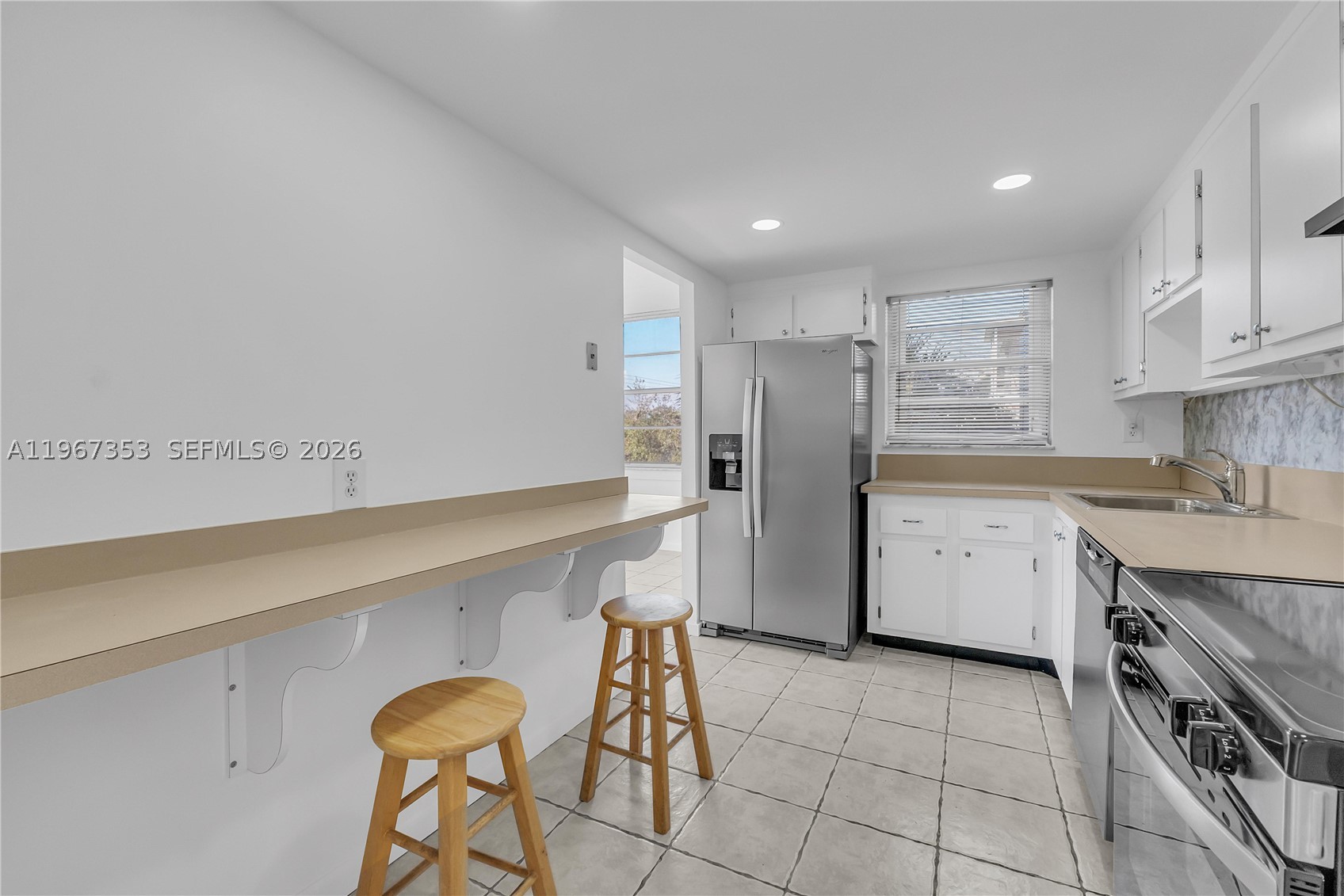 WATERGATE CONDOMINIUM NO - Residential