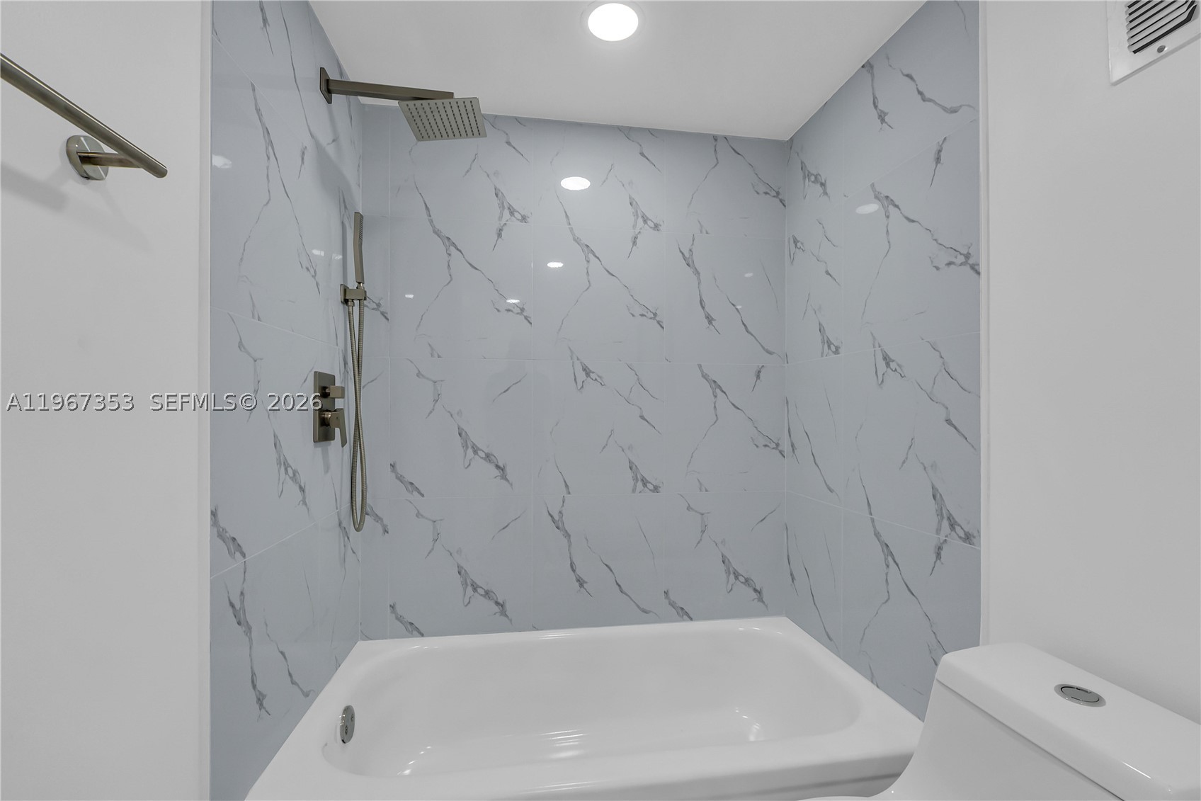 WATERGATE CONDOMINIUM NO - Residential