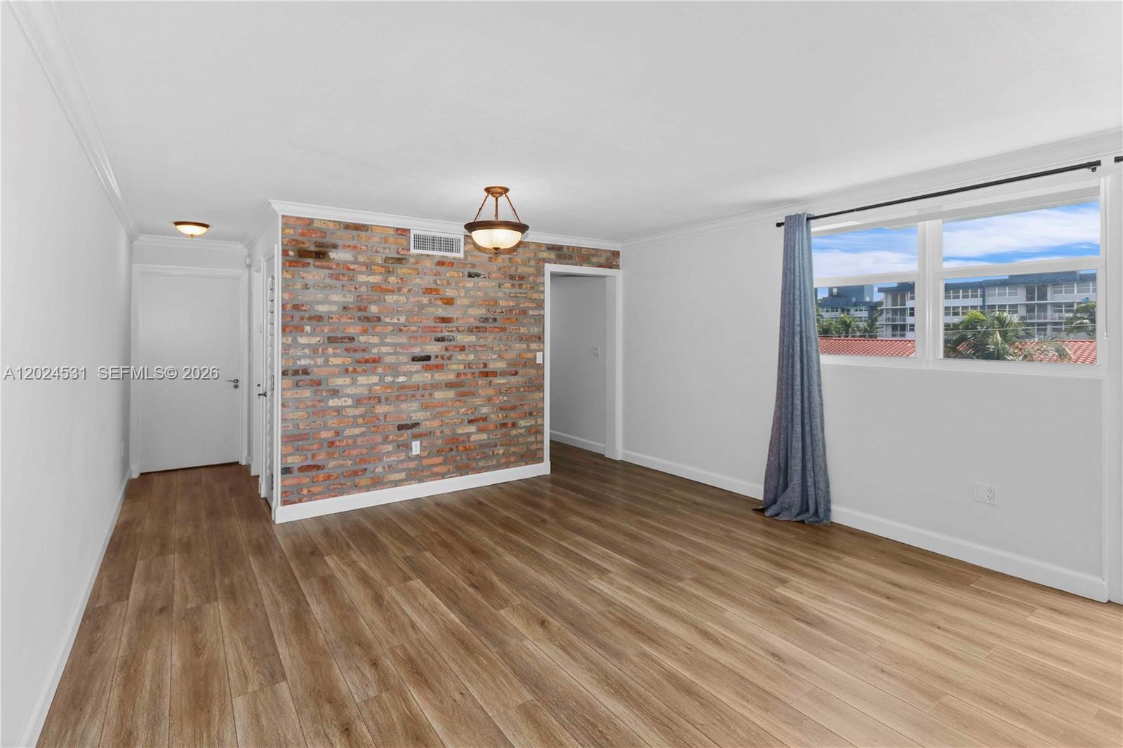 EASTERN PARKVIEW CONDO - Residential