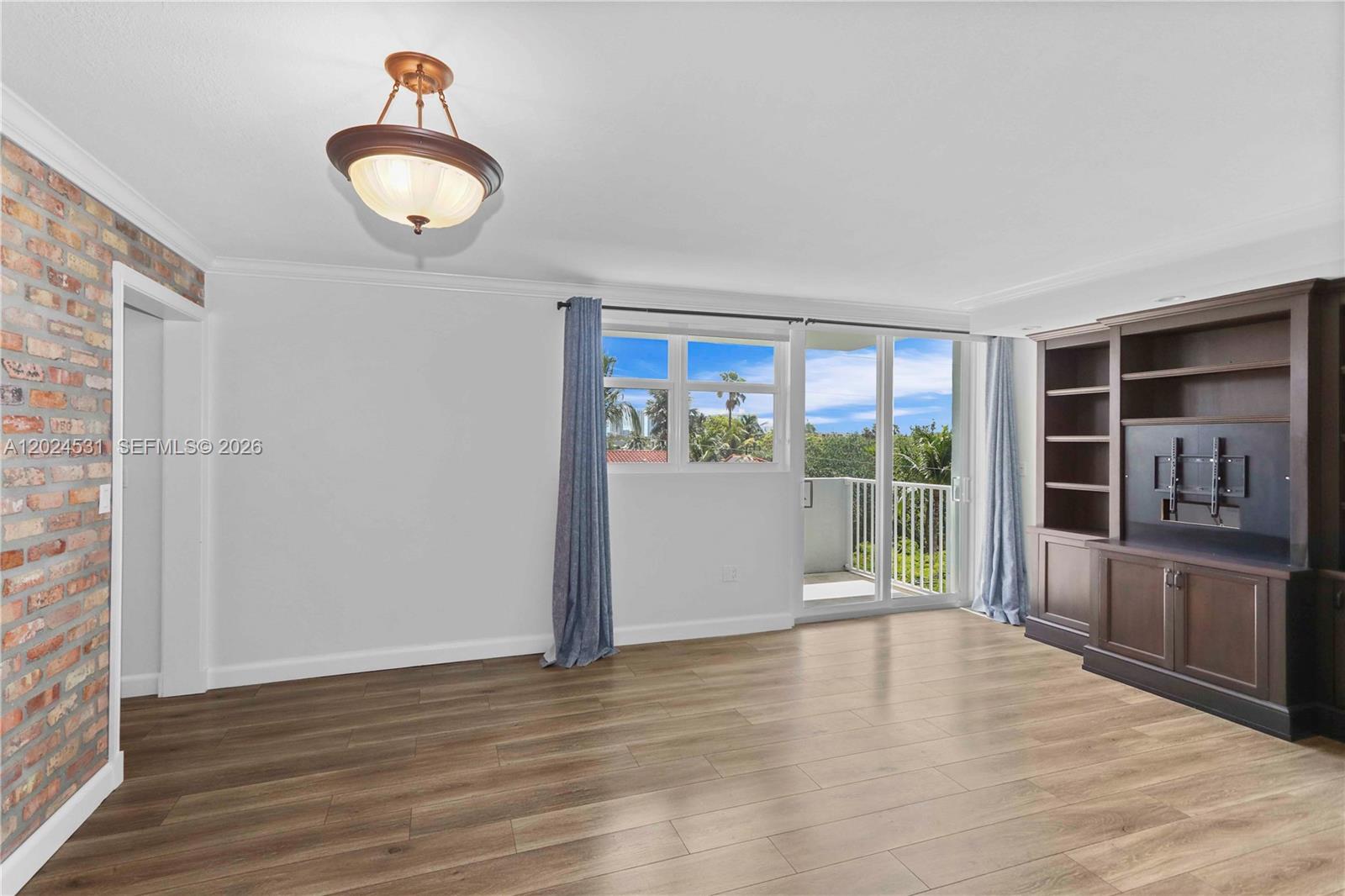 EASTERN PARKVIEW CONDO - Residential