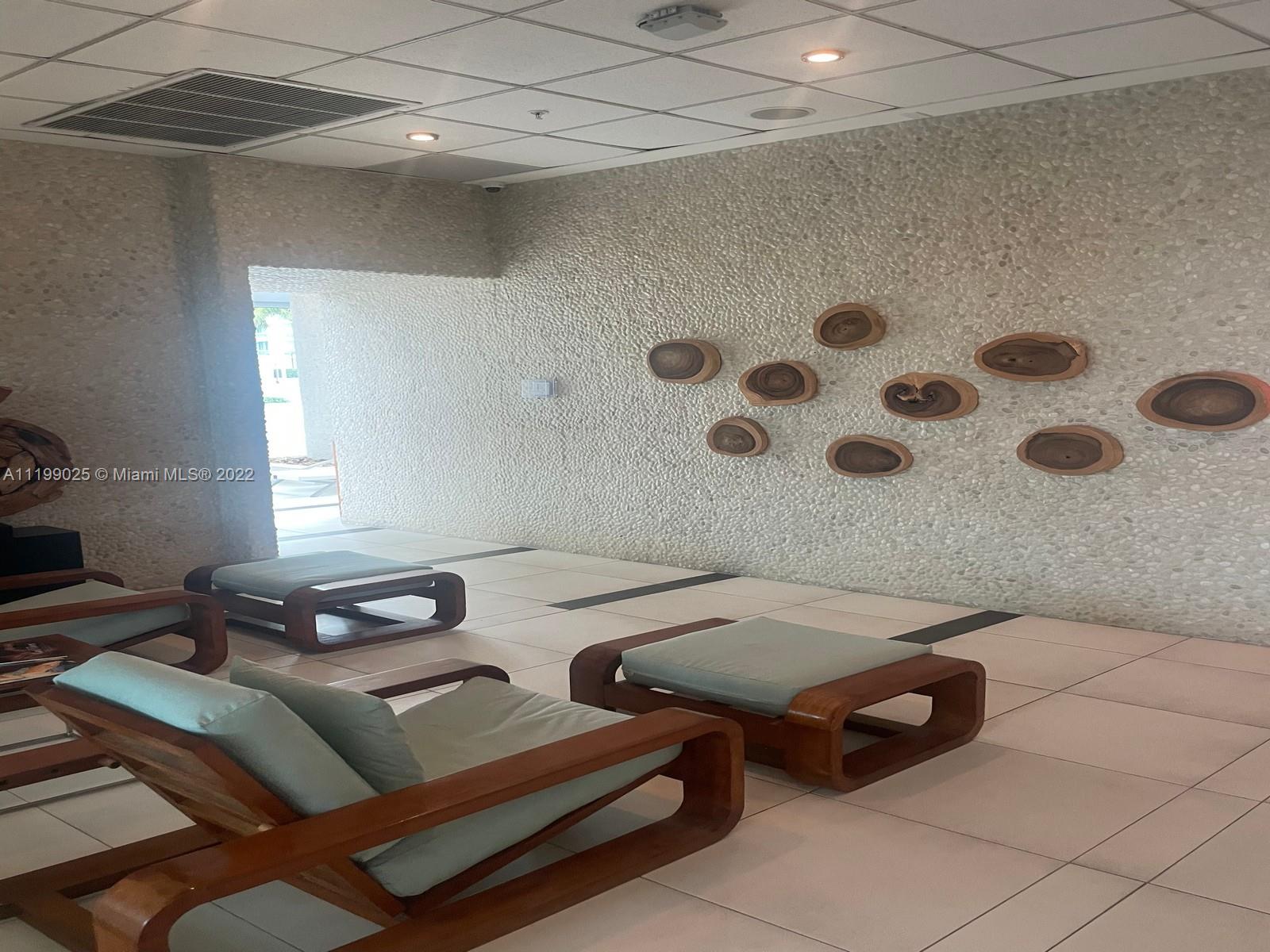MINT CONDO - Residential Lease