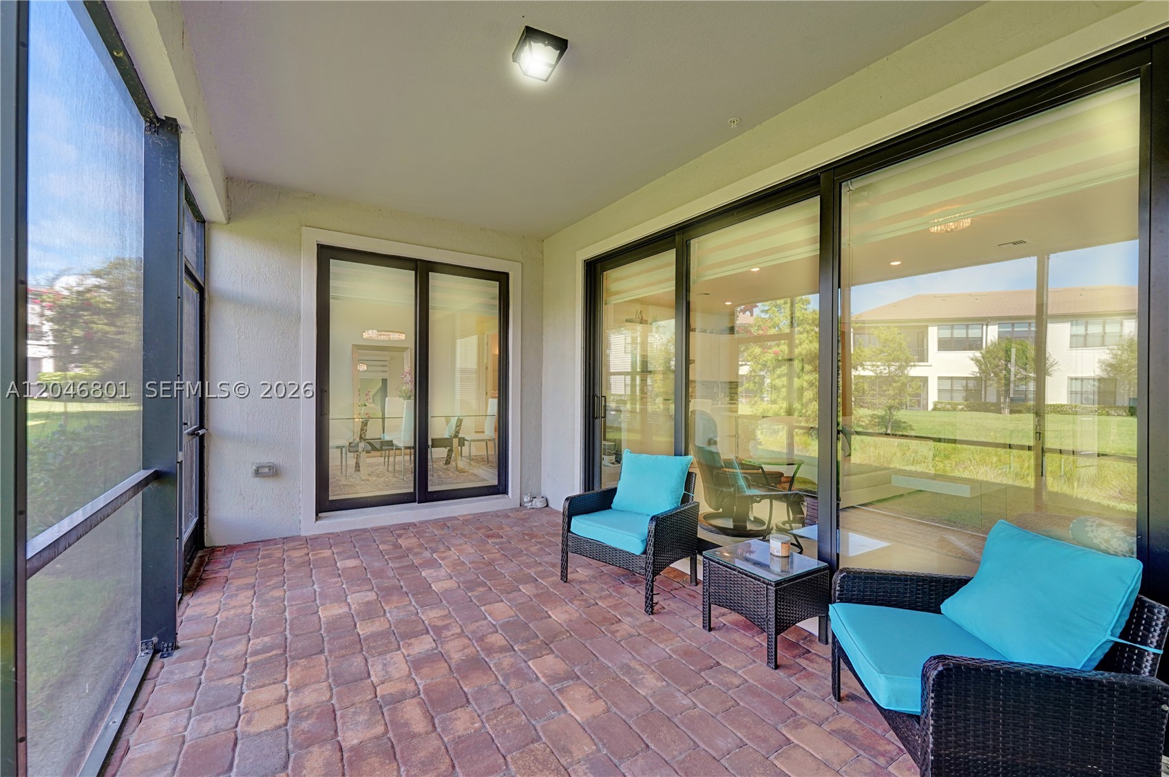 BOCA FLORES CONDO - Residential
