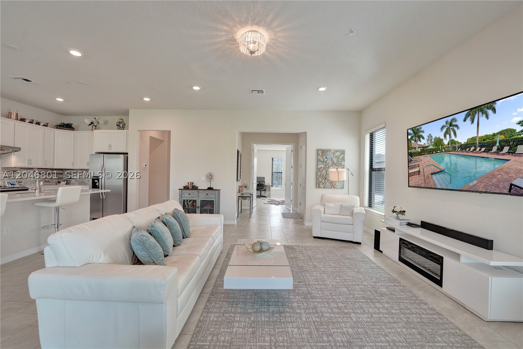 BOCA FLORES CONDO - Residential